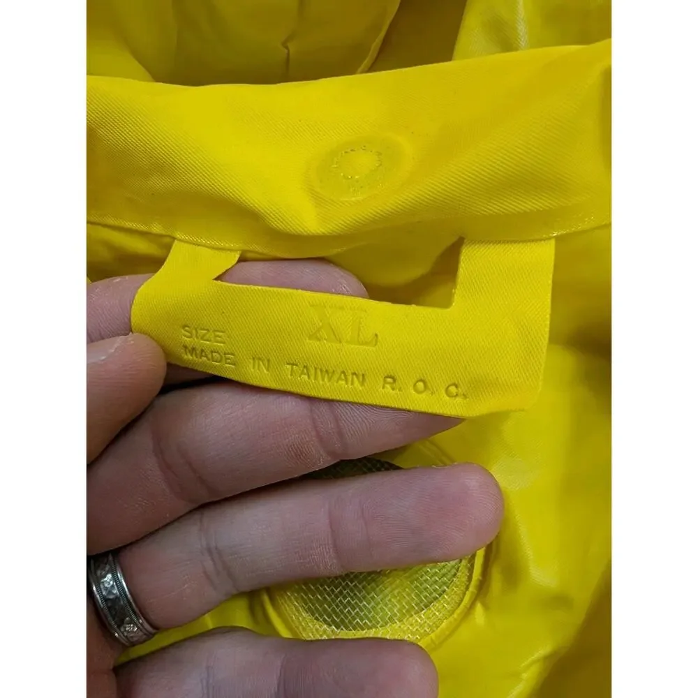 Vintage Youth XL Pittsburgh Pirates Rain Jacket Lays Baseball MLB Mcdonalds